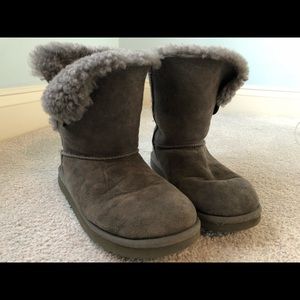 Gray Bailey Button Uggs